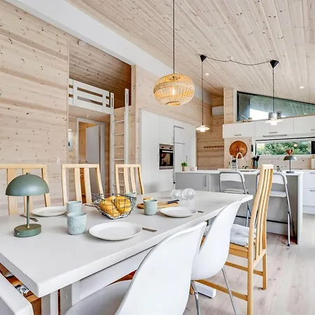 Vakantiehuis Aruna - 550m From The Sea By Interhome
