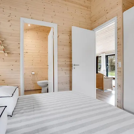 Vakantiehuis Aruna - 550m From The Sea By Interhome *